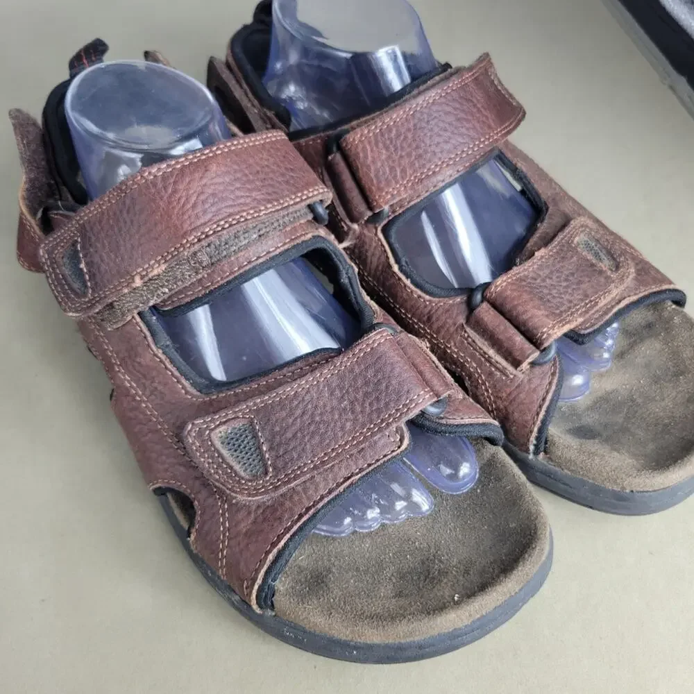 EARTH SHOE Sandals Men Size 10.5 Fisherman Brown Leather Strap Comfort Adjusting
